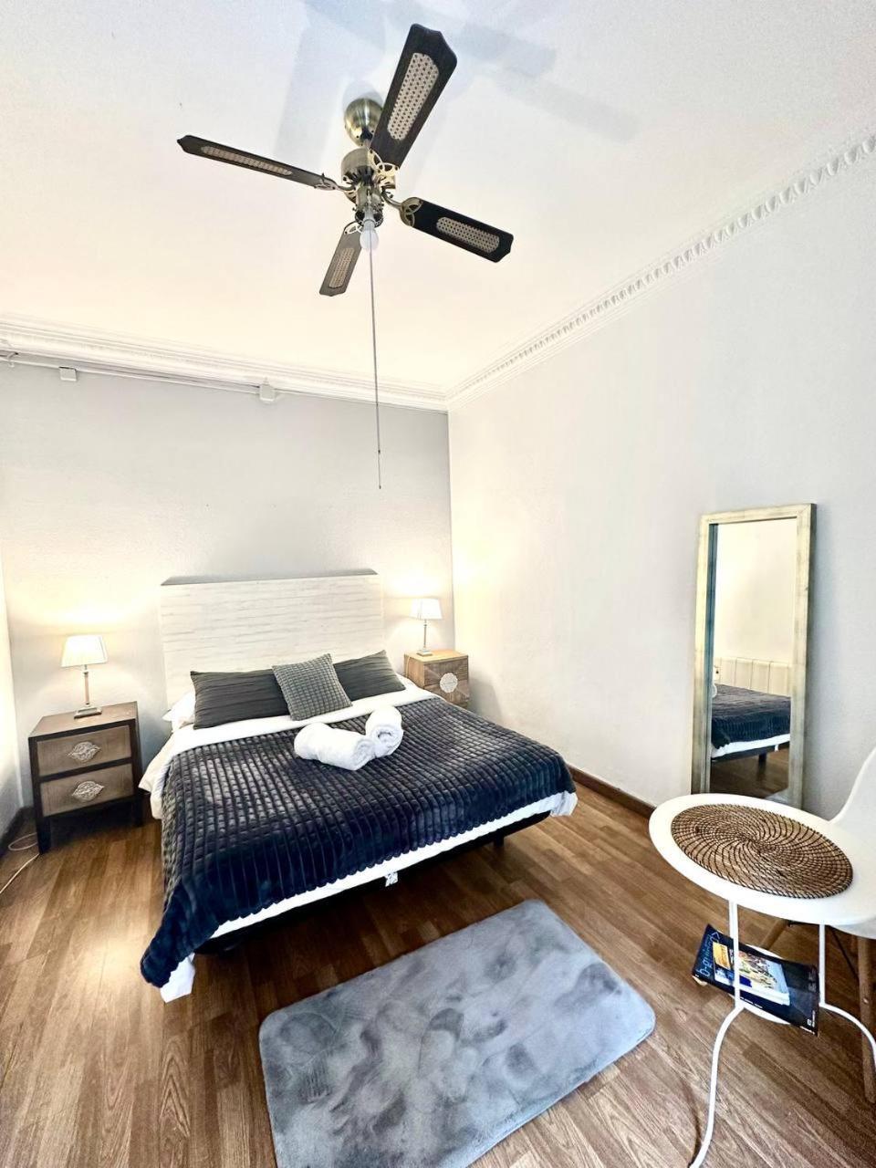 Big And Bright Apartment Bcn バルセロナ エクステリア 写真